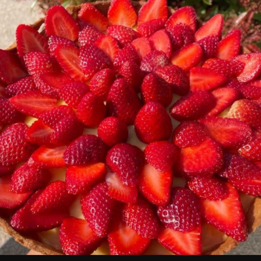 Photo de Tarte aux fraises entièrement faite maison