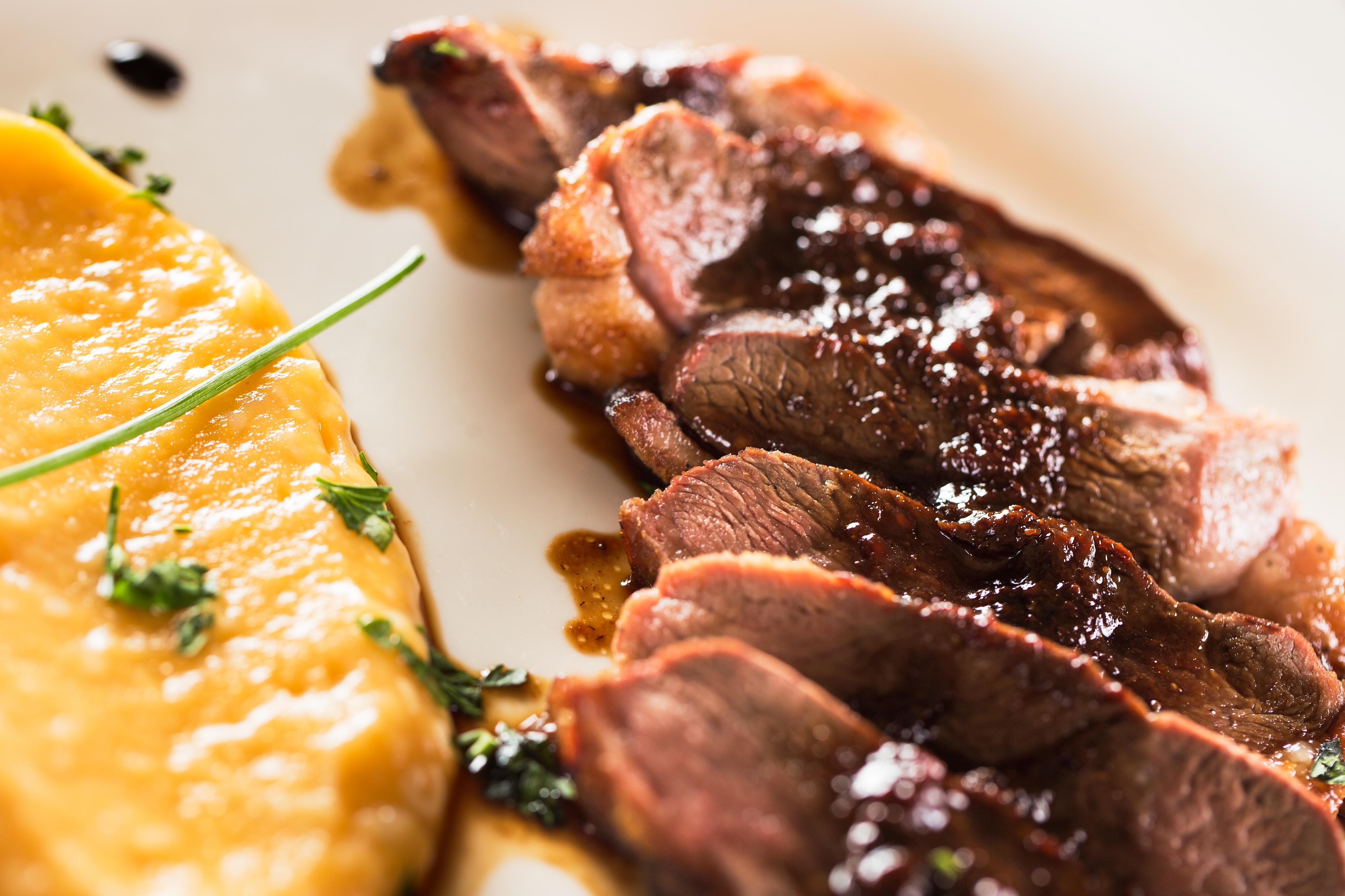 Photo de Magret de Canard avec Purée de Patates Douces